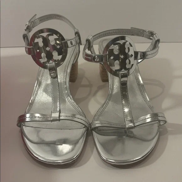 Tory Burch‎ Metallic Silver Sandals 9 - Picture 3 of 9